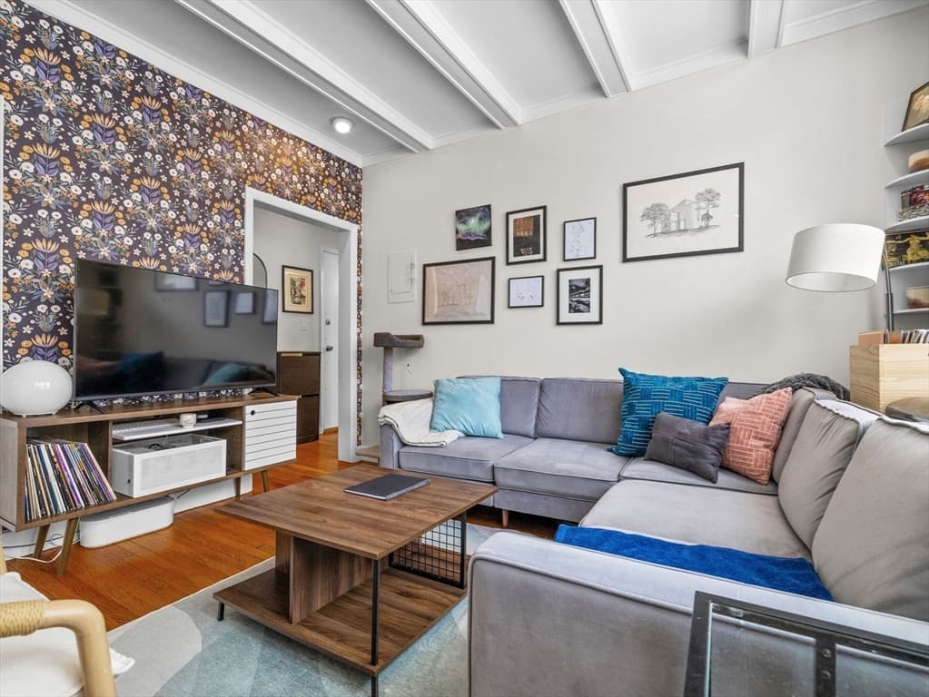 Condominium at 1486 Commonwealth Ave # 4, Boston MA 02135, photo 4 of 17