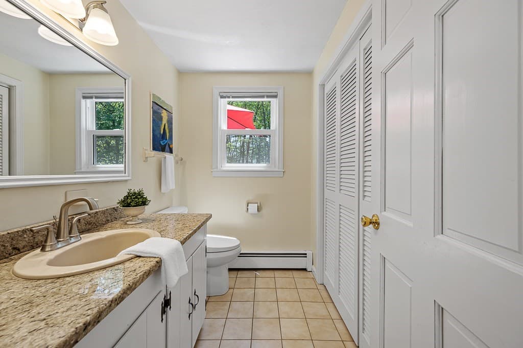 Single Family Residence at 9 Olde Meetinghouse Rd, Westborough MA 01581, Westborough, photo 12 of 42