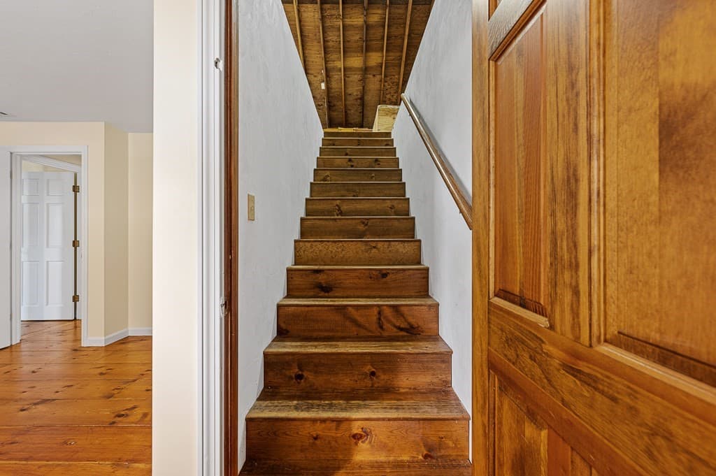 Single Family Residence at 9 Olde Meetinghouse Rd, Westborough MA 01581, Westborough, photo 32 of 42