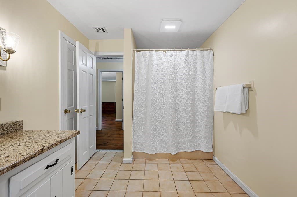 Single Family Residence at 9 Olde Meetinghouse Rd, Westborough MA 01581, Westborough, photo 21 of 42