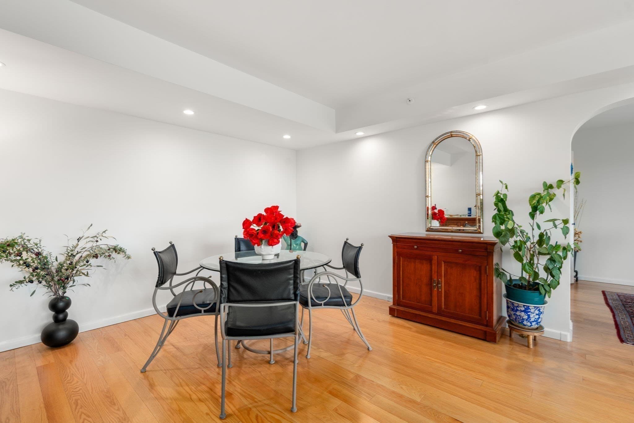Condominium at 250 Hammond Pond Parkway # 705S, Newton MA 02467, Newton, photo 9 of 23