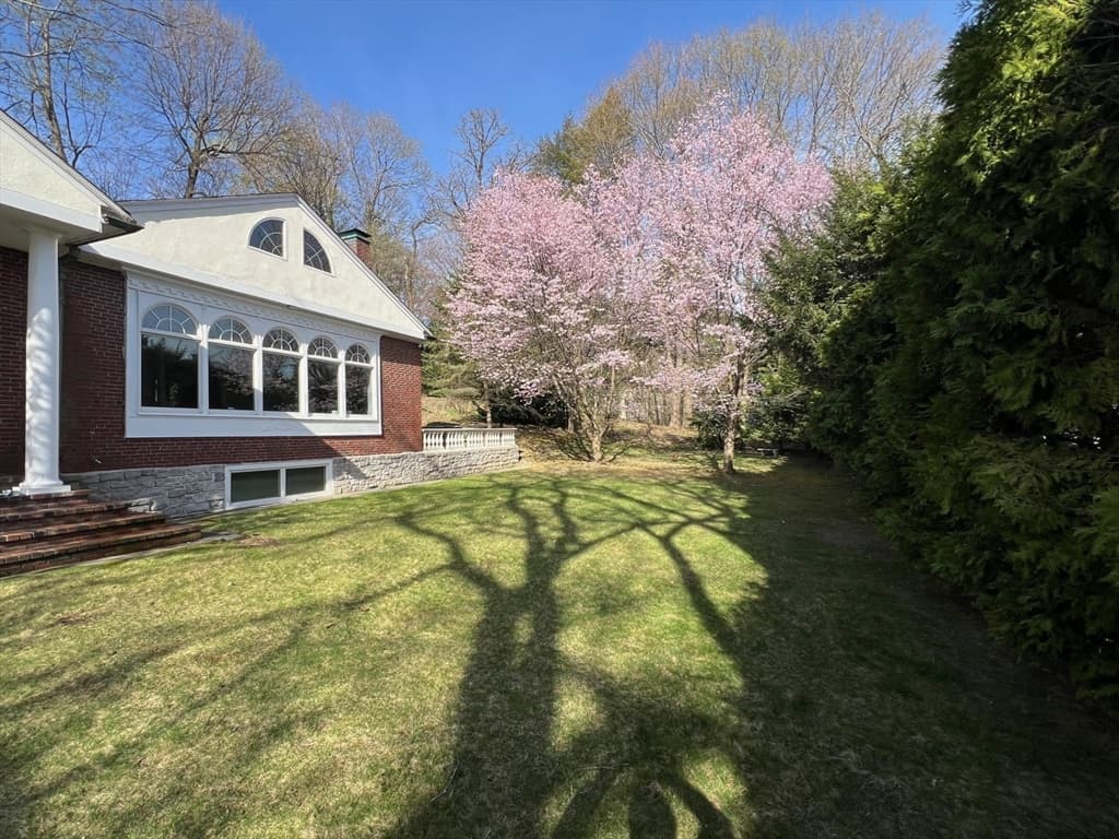 75 Lee Street, Brookline MA 02445 photo 27