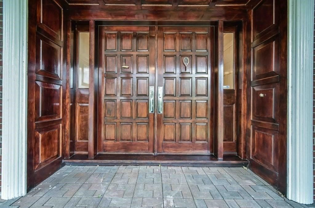 75 Lee Street, Brookline MA 02445 photo 2