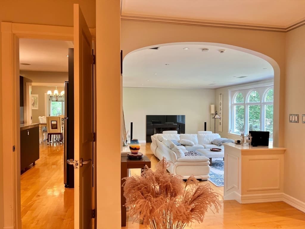 75 Lee Street, Brookline MA 02445 photo 8