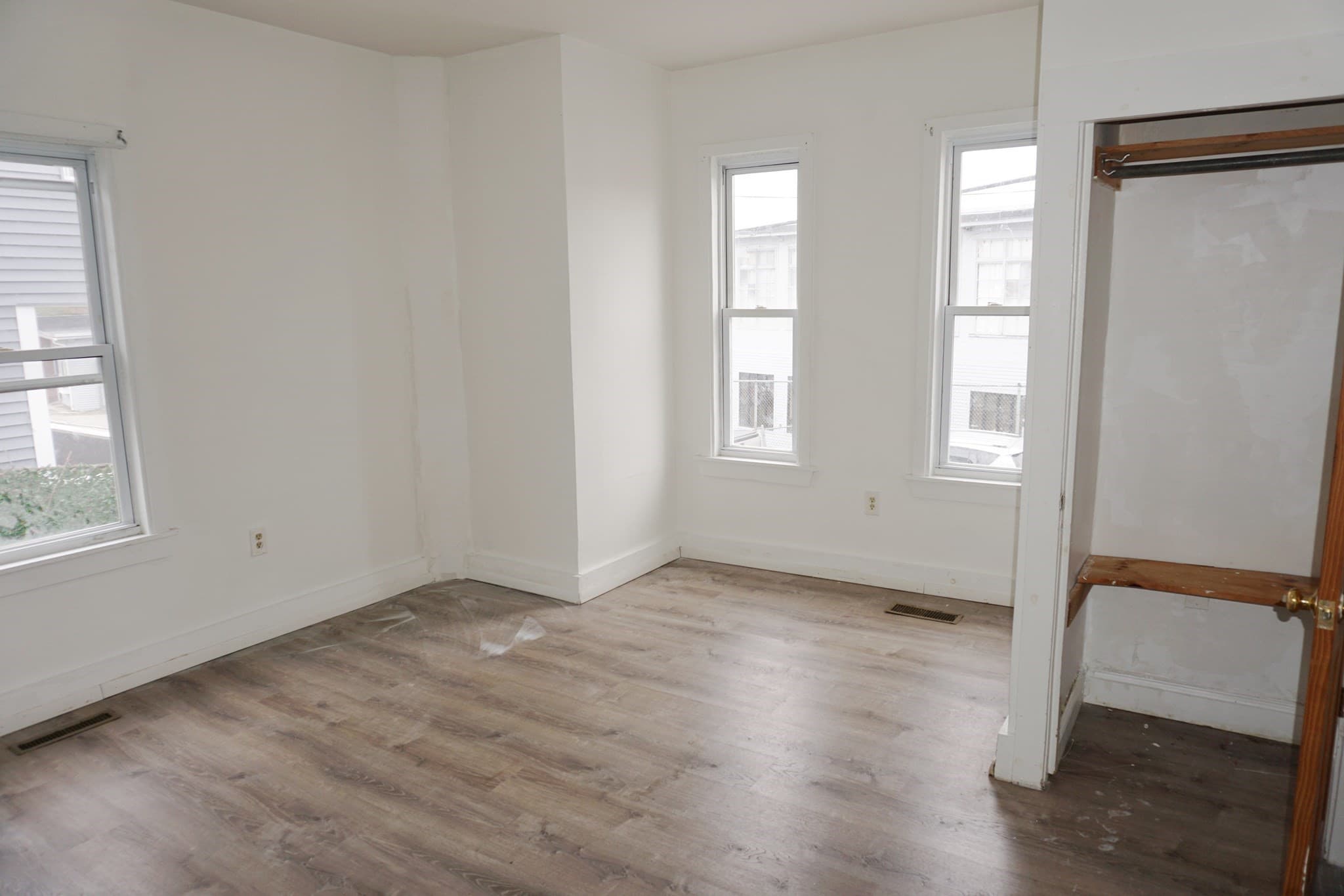 Multi Family at 27 Shaw St, Lowell MA 01851, photo 15 of 27