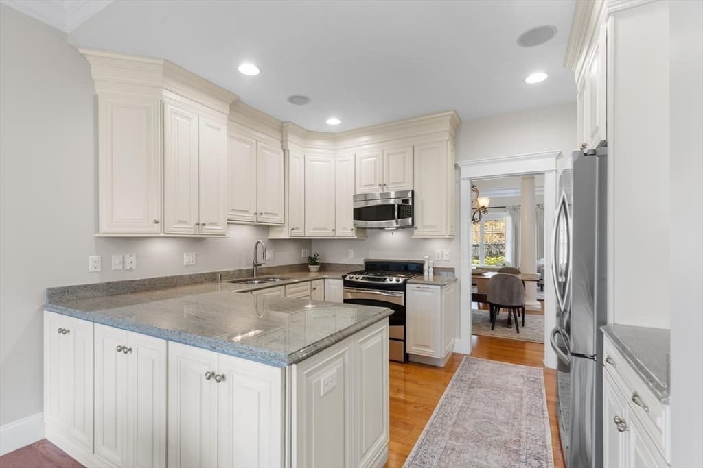 Condominium at 30 Nobscot Road # 2, Sudbury MA 01776, photo 11 of 37