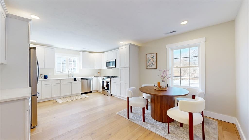 Single Family Residence at 42 Hastings Avenue, Worcester MA 01606, photo 16 of 39
