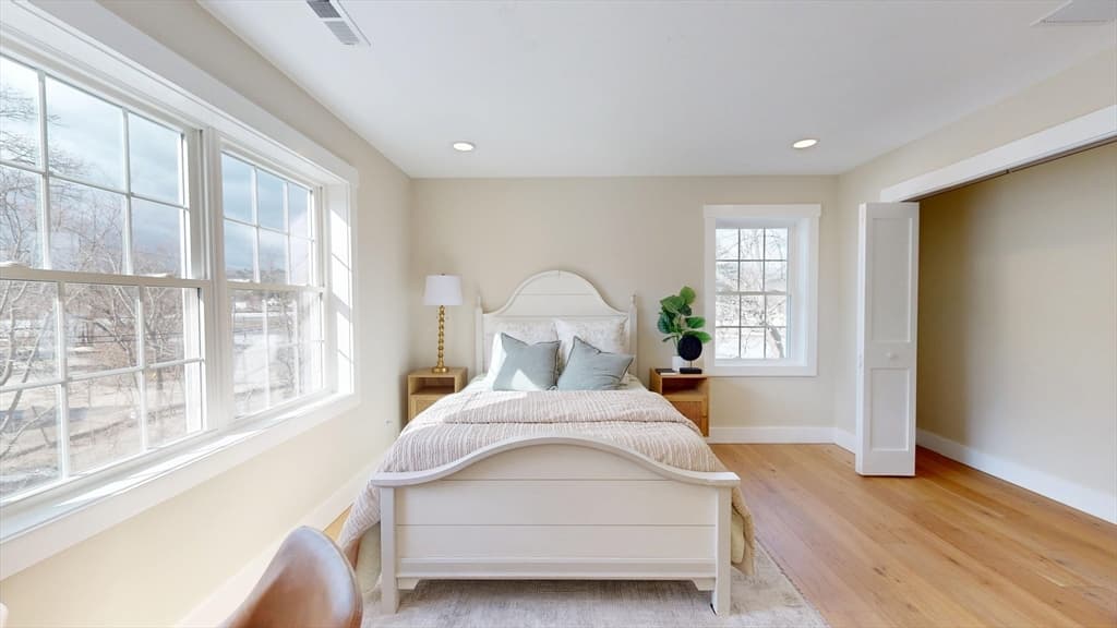 Single Family Residence at 42 Hastings Avenue, Worcester MA 01606, photo 28 of 39
