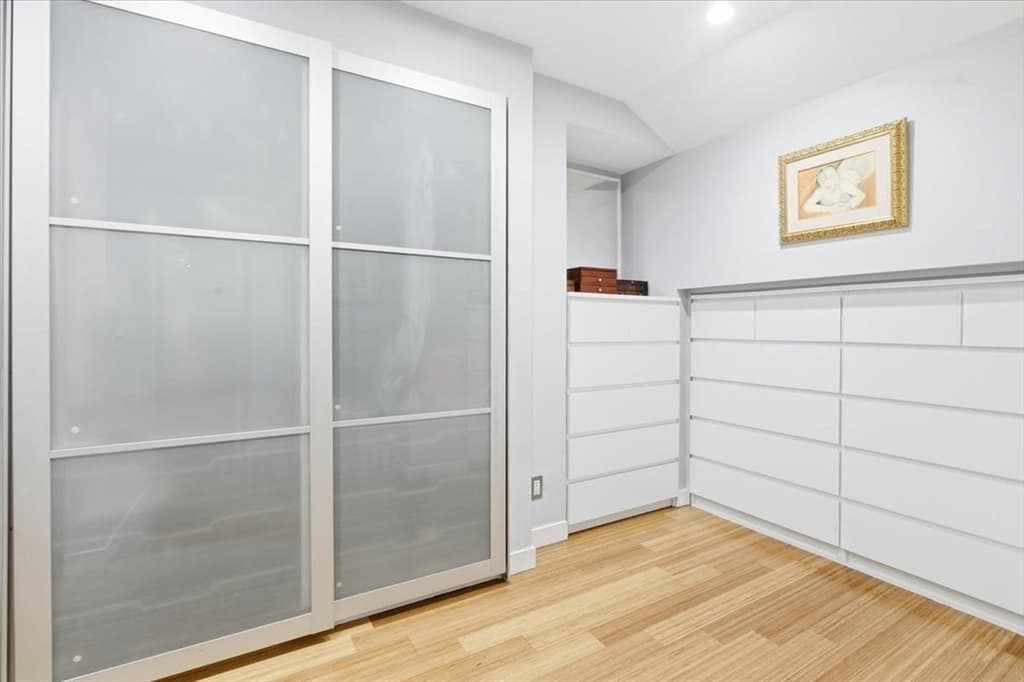 Condominium at 96 Seaverns Ave # 1, Boston MA 02130, photo 17 of 42