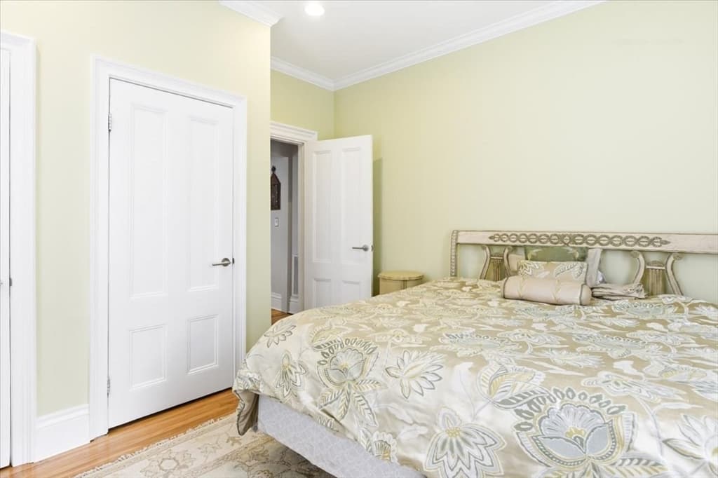 Condominium at 96 Seaverns Ave # 1, Boston MA 02130, photo 28 of 42
