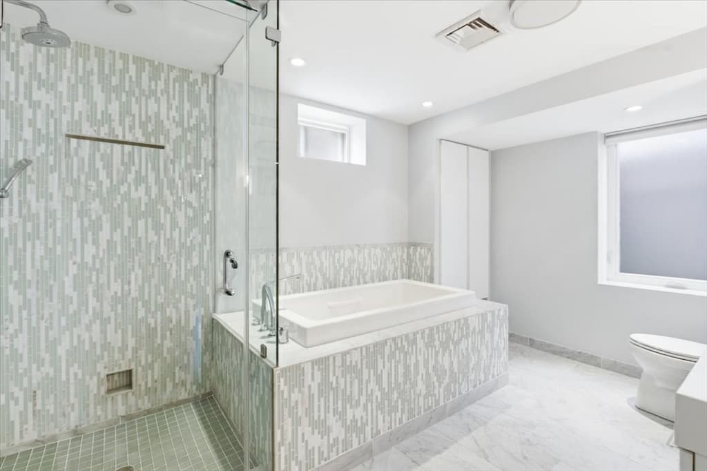 Condominium at 96 Seaverns Ave # 1, Boston MA 02130, photo 20 of 42