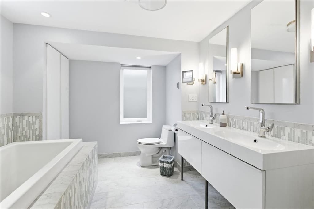Condominium at 96 Seaverns Ave # 1, Boston MA 02130, photo 18 of 42