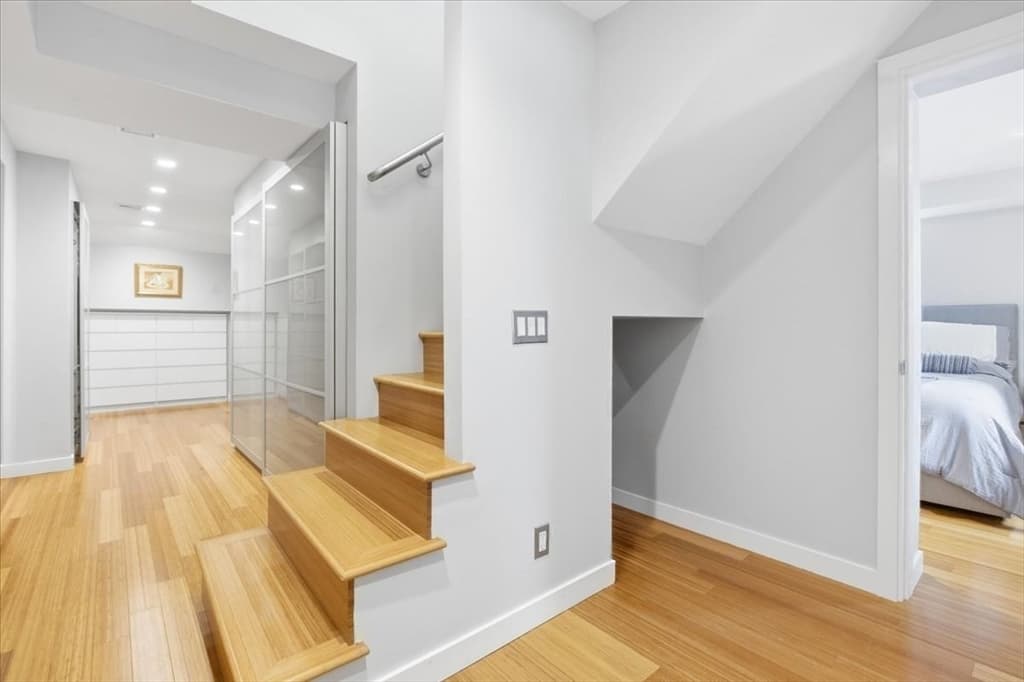 Condominium at 96 Seaverns Ave # 1, Boston MA 02130, photo 15 of 42