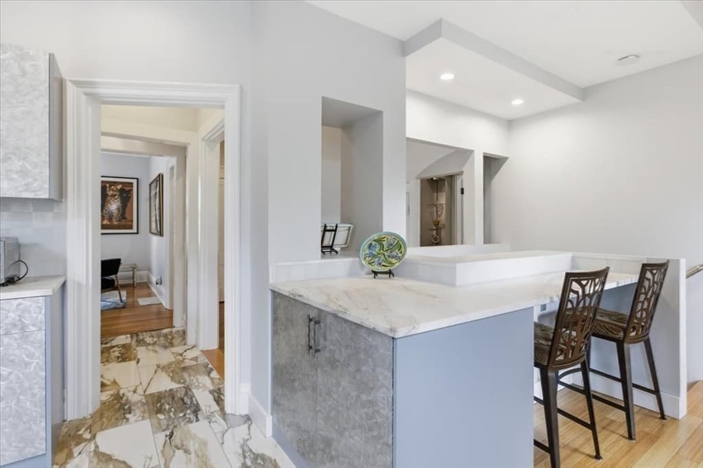 Condominium at 96 Seaverns Ave # 1, Boston MA 02130, photo 8 of 42