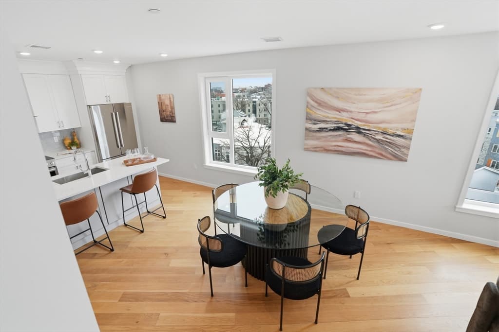 Condominium at 267 Old Colony # 506, Boston MA 02127, Boston, photo 7 of 35