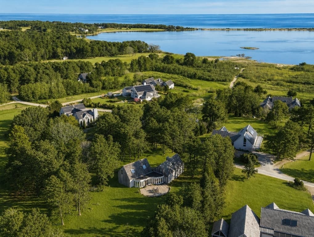 22 Old Harbor Lane, Oak Bluffs MA 02557
