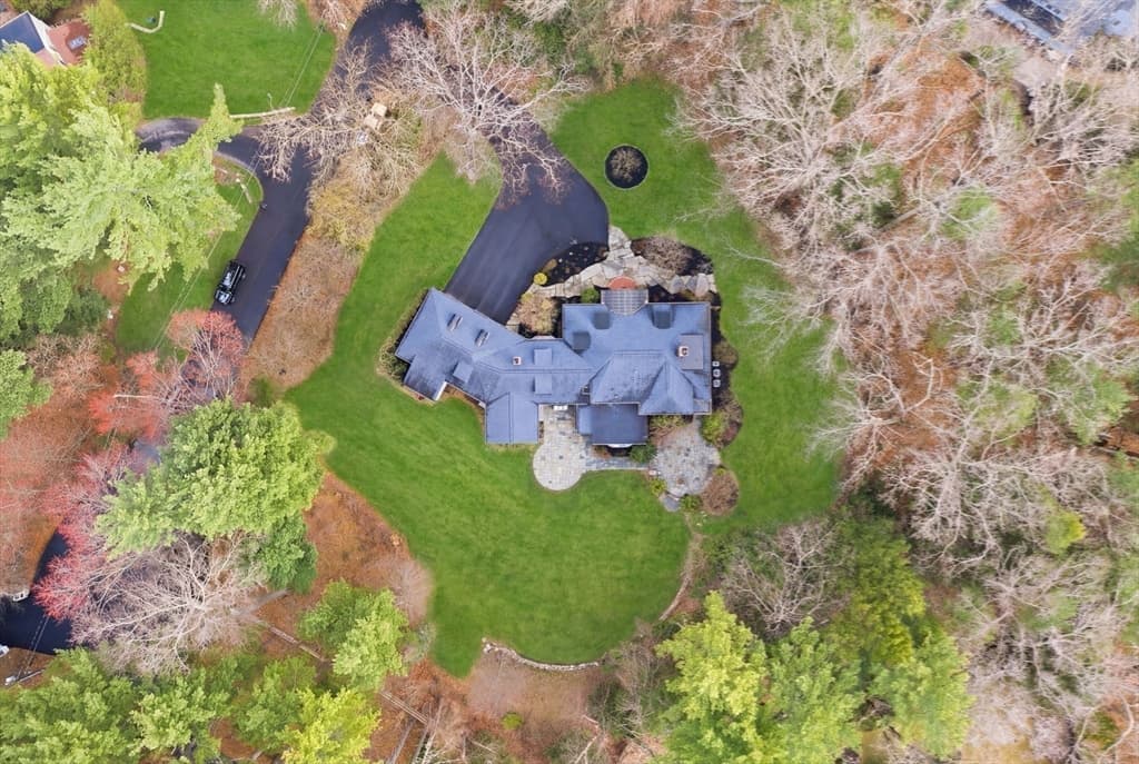 Single Family Residence at 8 Buttercup Ln, Dover MA 02030, Dover, photo 39 of 40