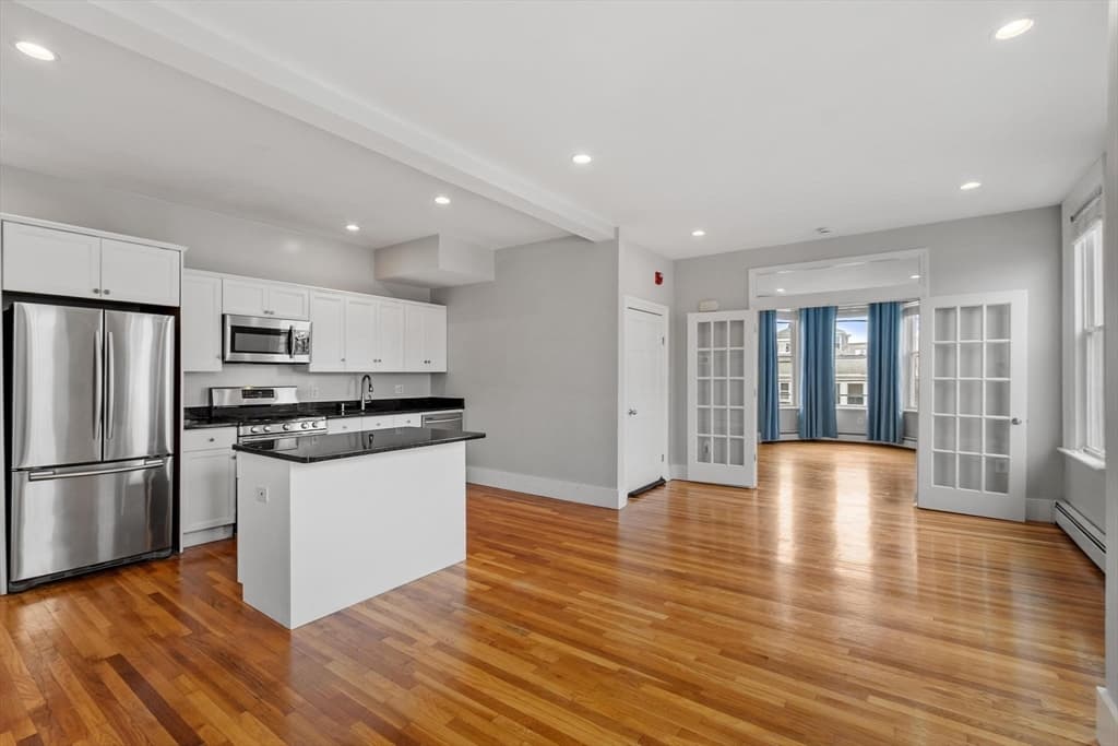 Condominium at 126 Washington Ave # 2, Chelsea MA 02150, Chelsea, photo 5 of 20