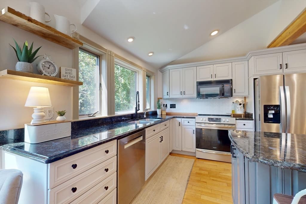 Single Family Residence at 22 Old Cambridge Turnpike, Lincoln MA 01773, Lincoln, photo 14 of 42