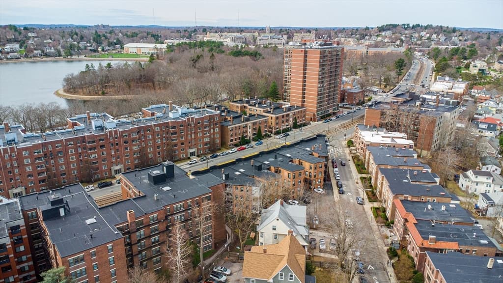 Condominium at 25 South Street # 4, Boston MA 02135, photo 27 of 31