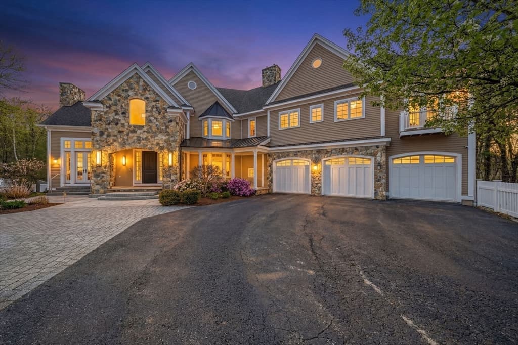 68 Prospect Hill Rd, Harvard MA 01451