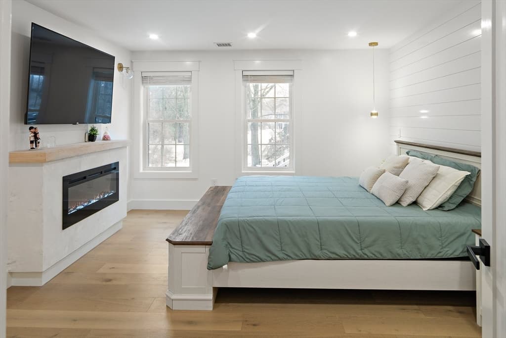 Single Family Residence at 355 Maynard Rd, Sudbury MA 01776, Sudbury, photo 11 of 19