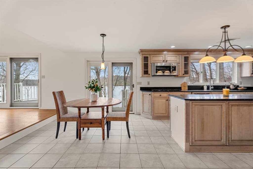 Single Family Residence at 16 Merrimack River Rd, Groveland MA 01834, Groveland, photo 9 of 42