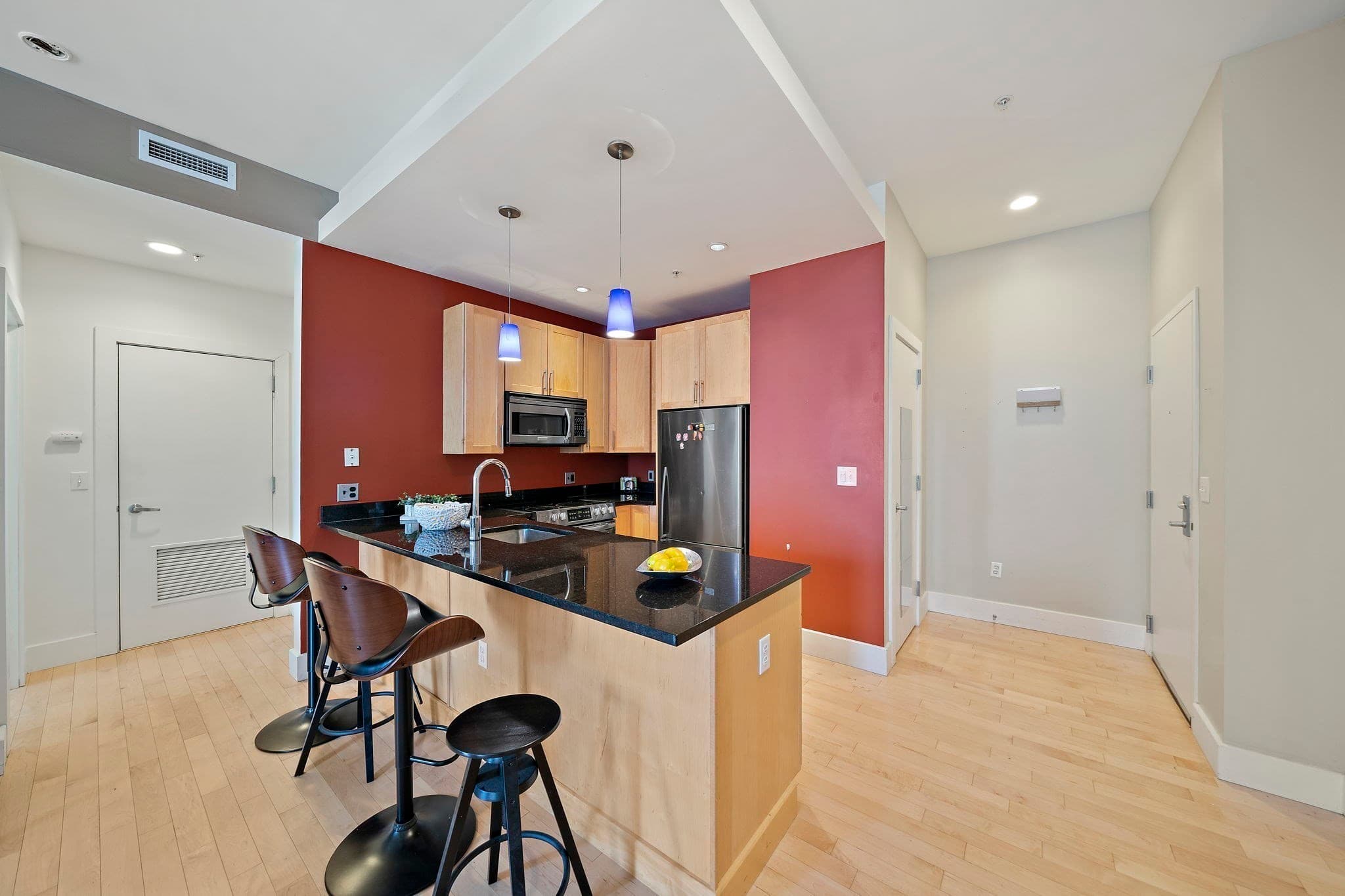 Condominium at 70 Lincoln St # L311, Boston MA 02111, photo 7 of 18