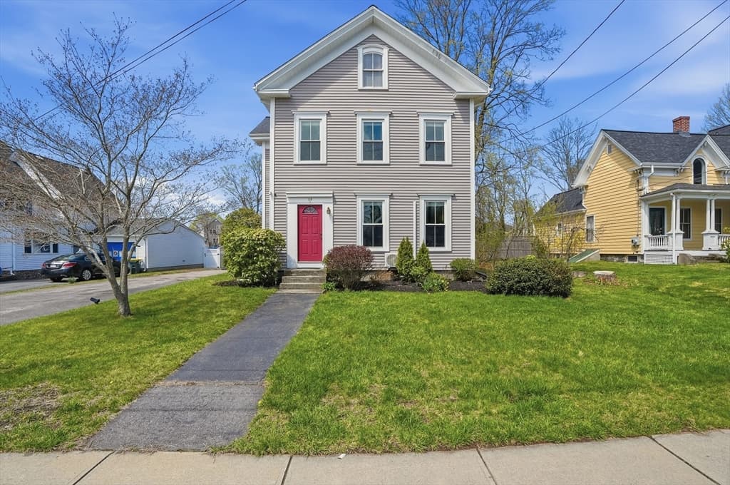 59 Cottage Street, Franklin MA 02038