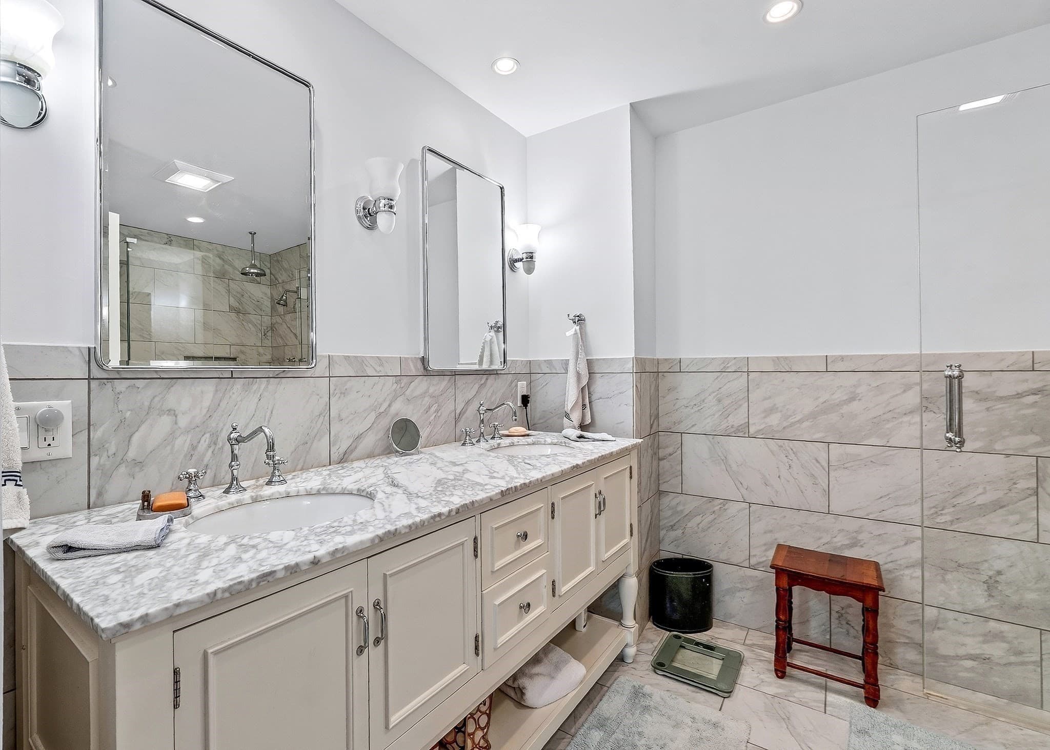 Condominium at 70 Mt Vernon # 3A, Boston MA 02108, photo 21 of 42