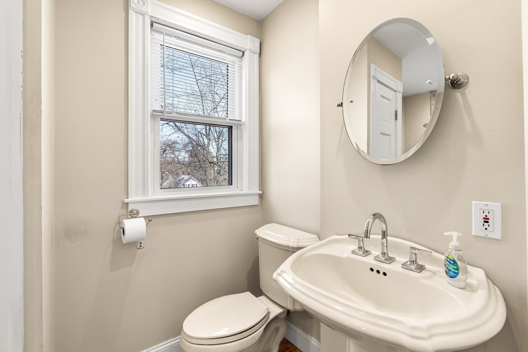 Single Family Residence at 41A Highland Ave, Chelmsford MA 01863, photo 14 of 33