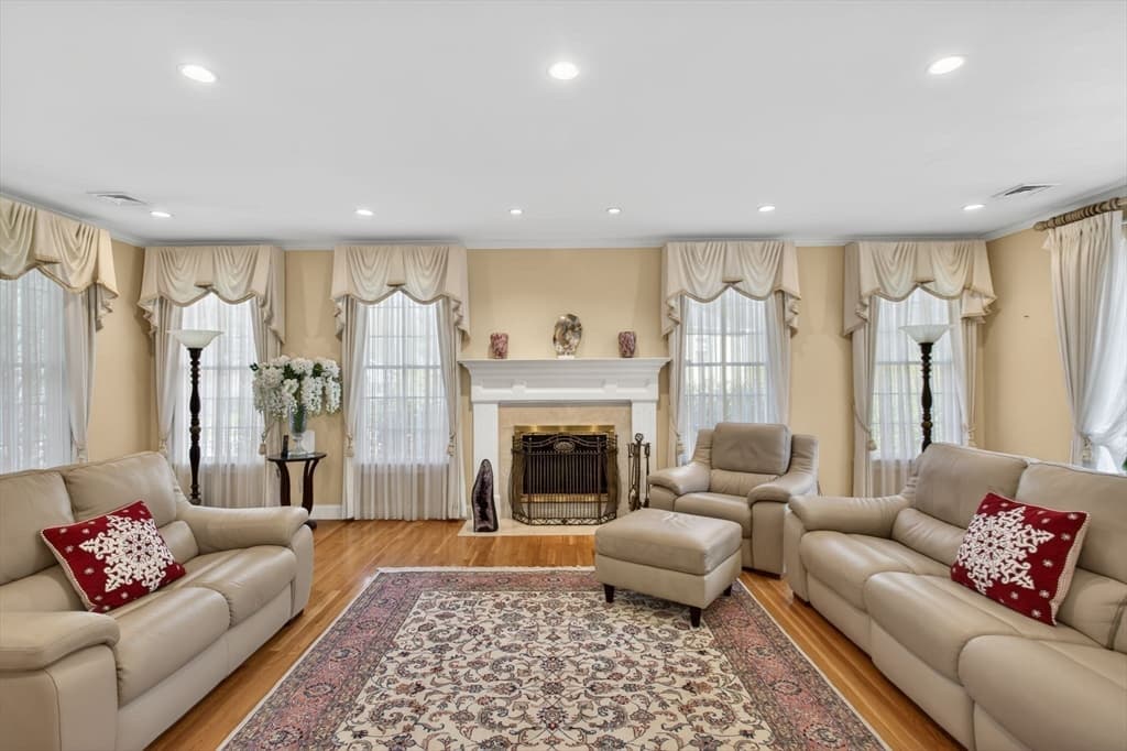 Single Family Residence at 17 Morningside Lane, Lincoln MA 01773, Lincoln, photo 15 of 40