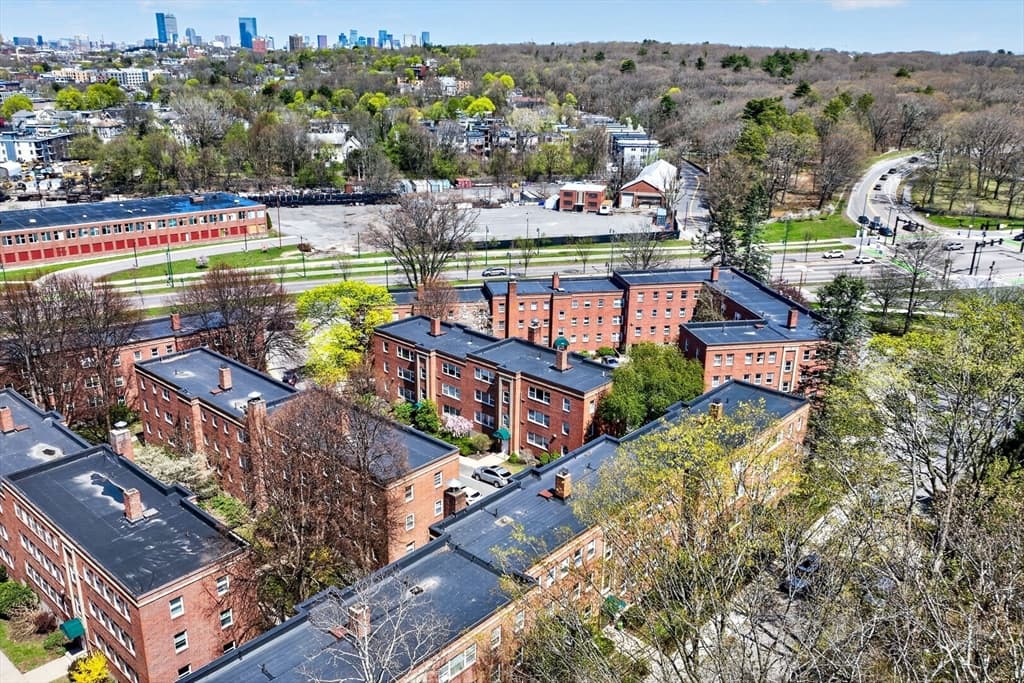 Condominium at 4 Dunning Way # 118, Boston MA 02130, photo 13 of 17