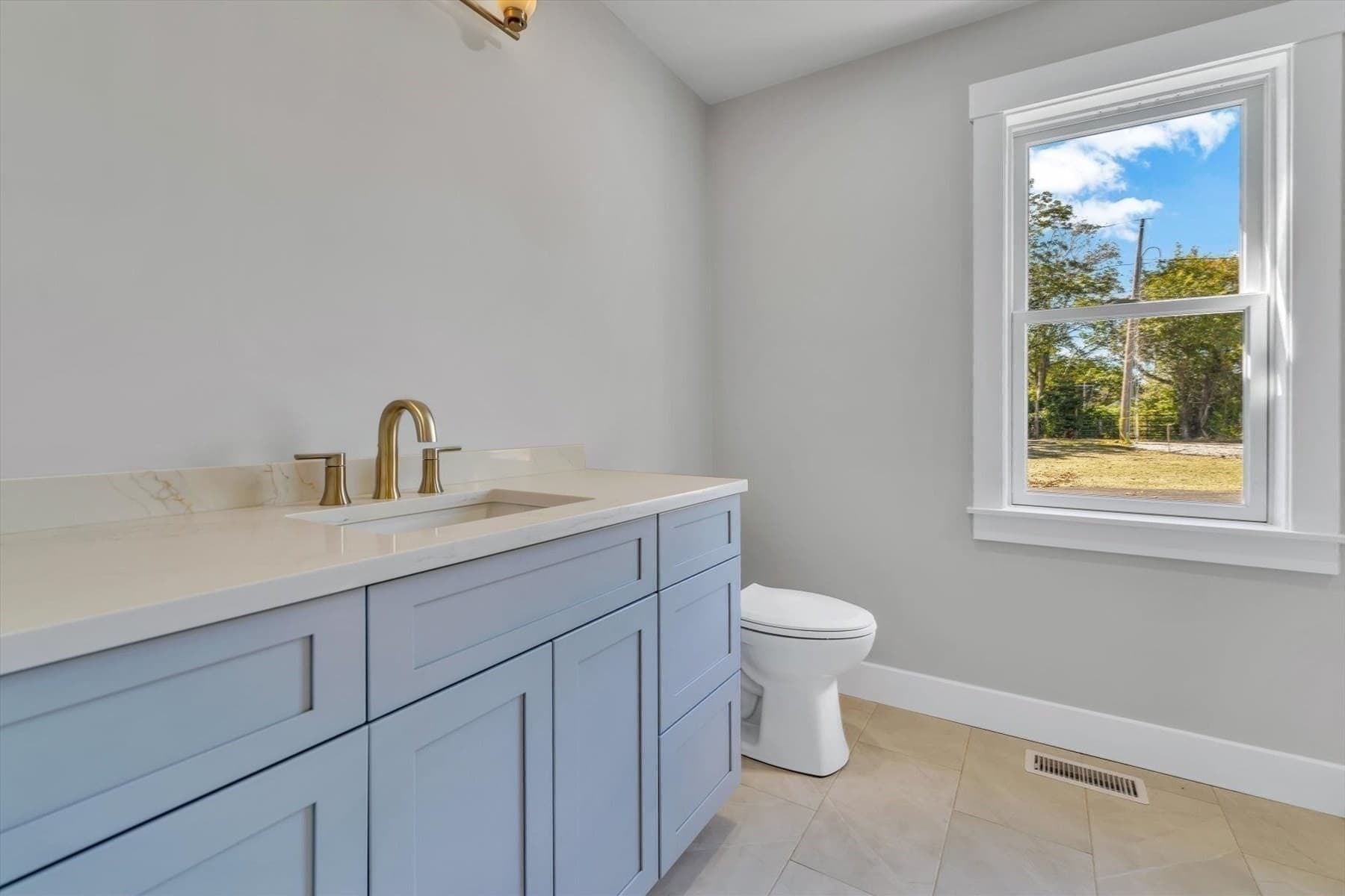 Single Family Residence at 25 Percival Rd, Falmouth MA 02536, photo 16 of 30