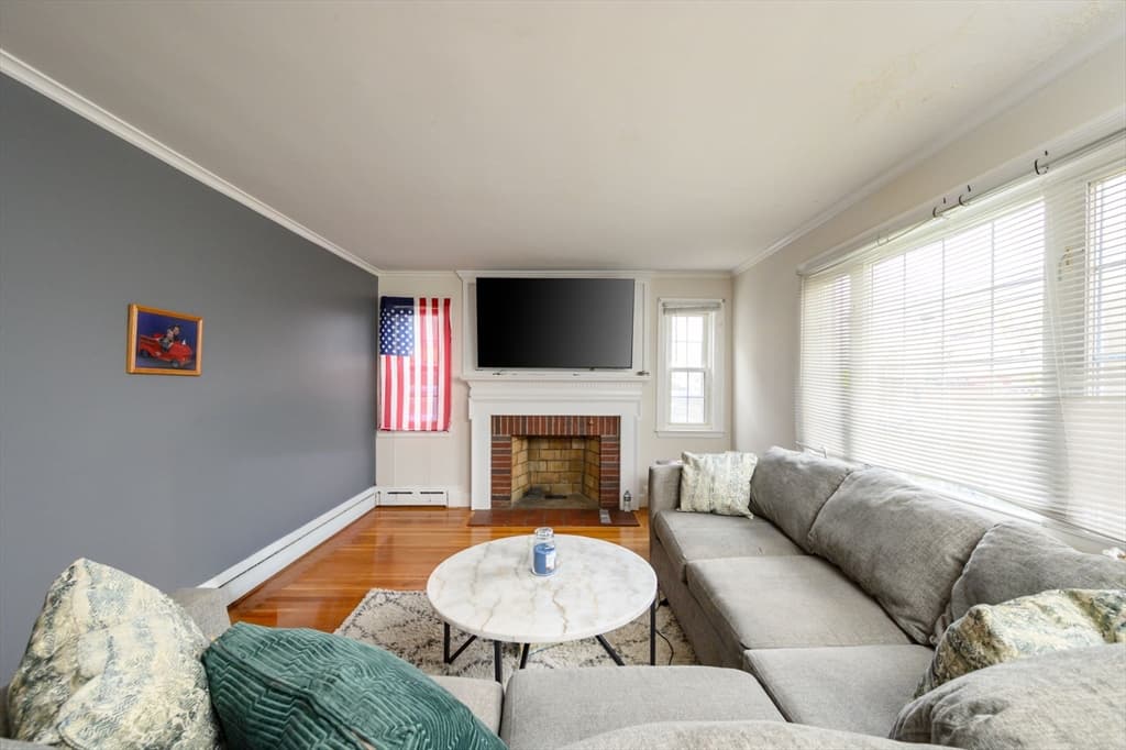 291 Centre St, Quincy MA 02169 photo 17