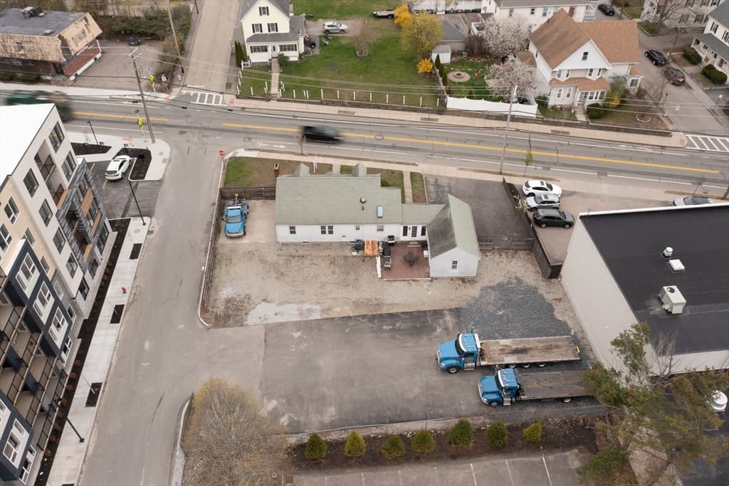291 Centre St, Quincy MA 02169 photo 9