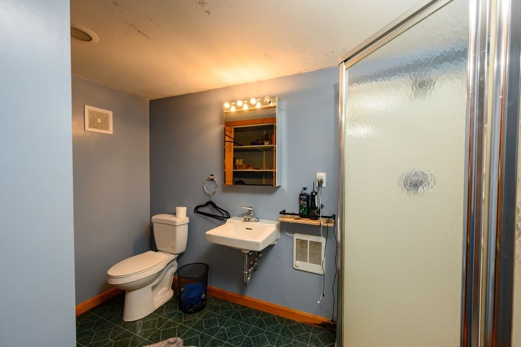 291 Centre St, Quincy MA 02169 photo 21