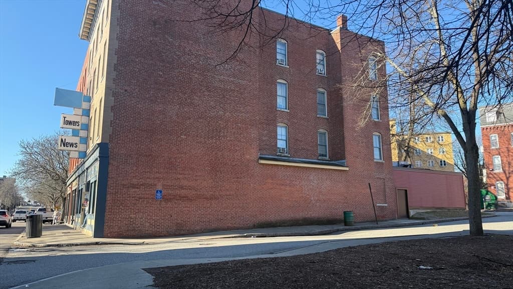 5+ Family - Rooming House at 101-107 Gorham Street, Lowell MA 01852, photo 11 of 42