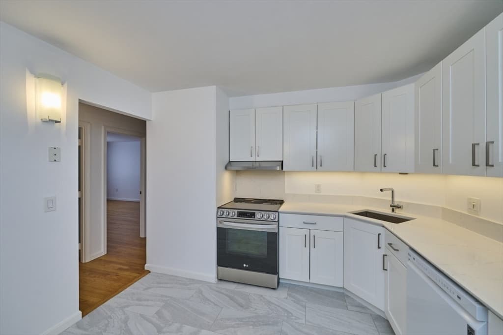 Condominium at 151 Coolidge Ave # 404, Watertown MA 02472, photo 11 of 26