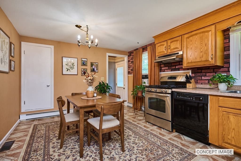 50 Phelps St, Easthampton MA 01027 photo 5