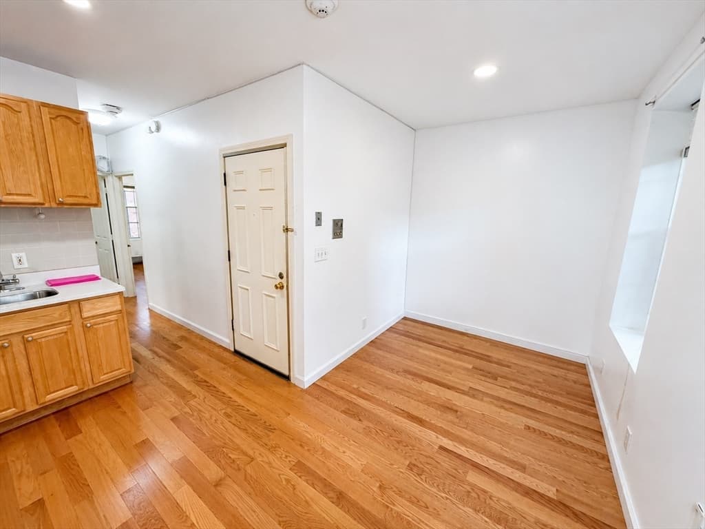 Condominium at 74 Tyler St # C, Boston MA 02111, photo 7 of 32