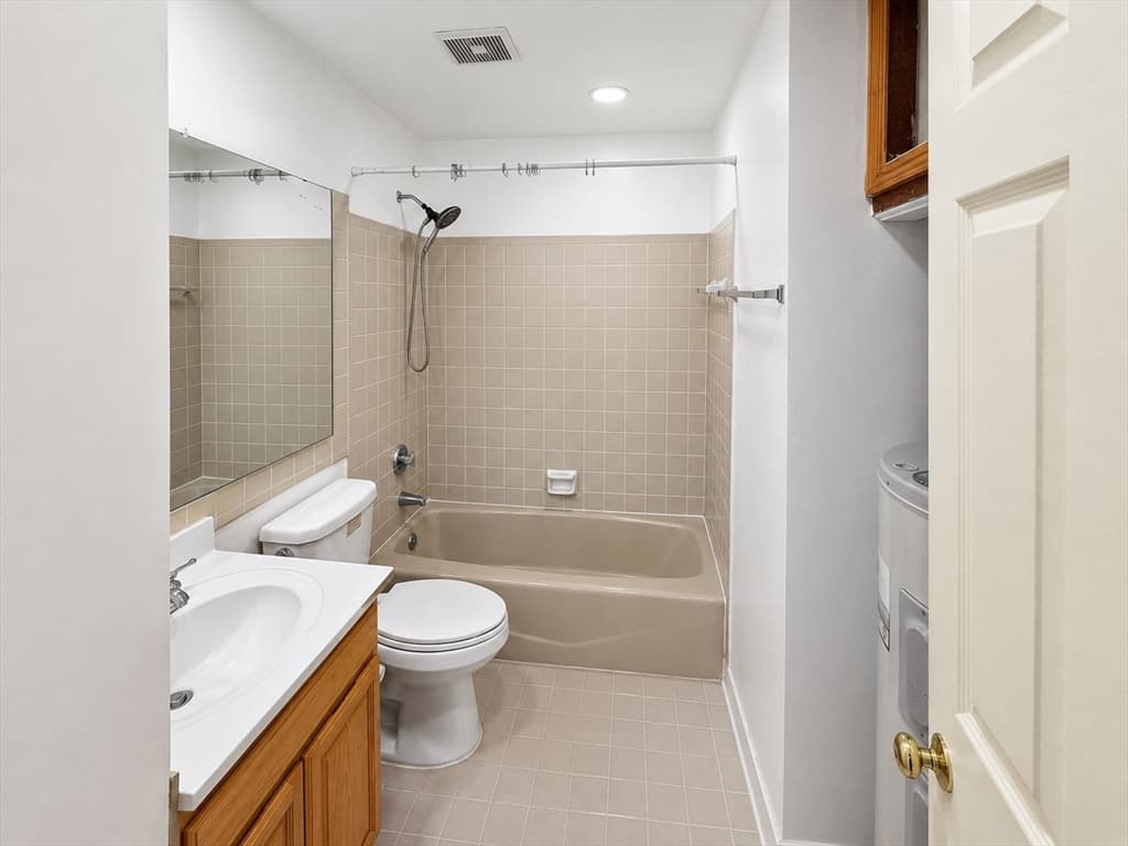 Condominium at 74 Tyler St # C, Boston MA 02111, photo 20 of 32