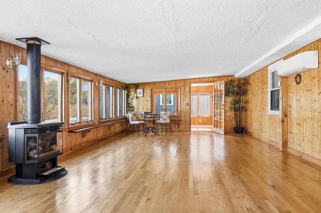Single Family Residence at 151 Wessagussett Rd, Weymouth MA 02191, Weymouth, photo 17 of 42