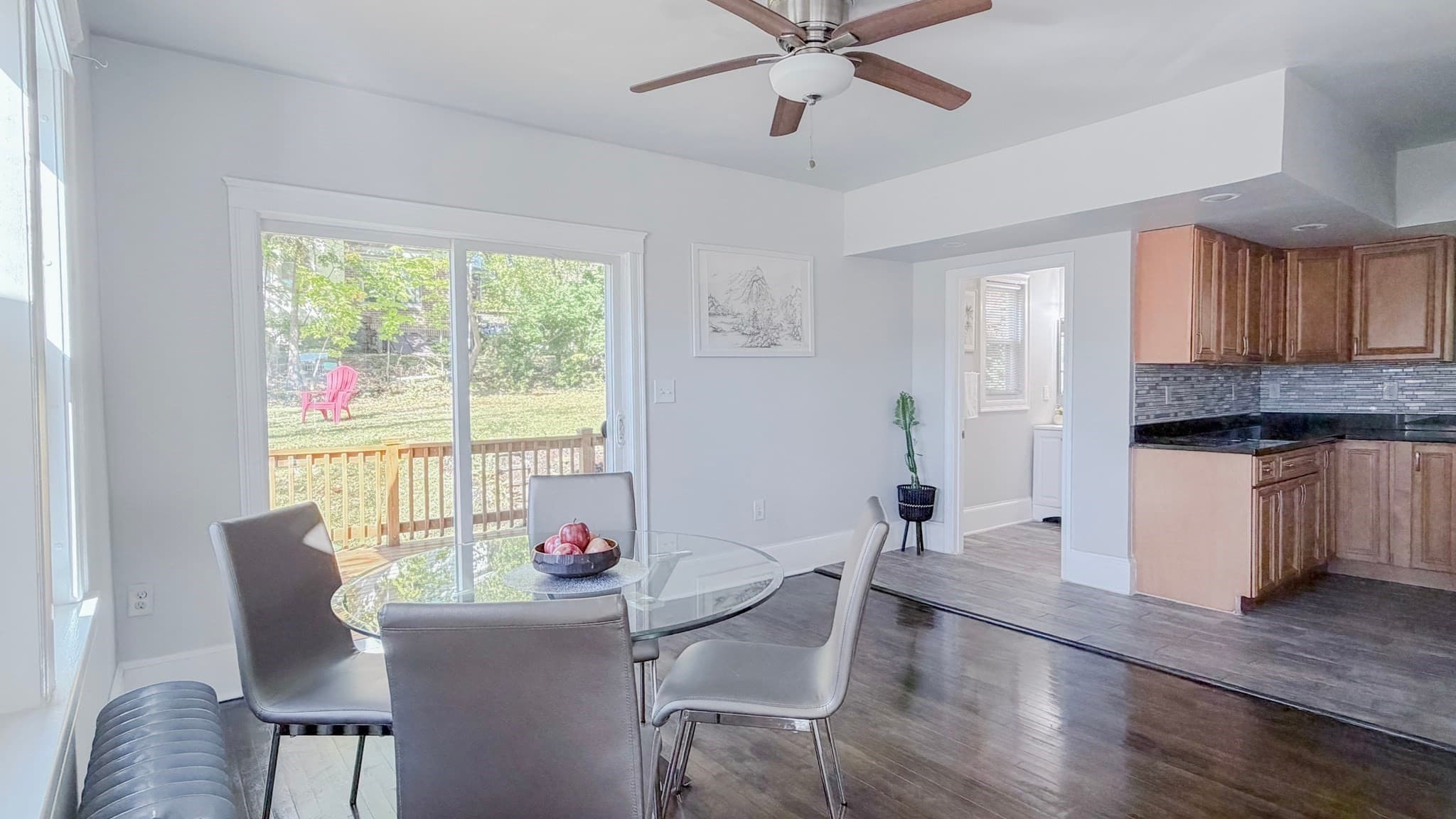 Single Family Residence at 4 Longfellow Rd, Worcester MA 01602, photo 12 of 36