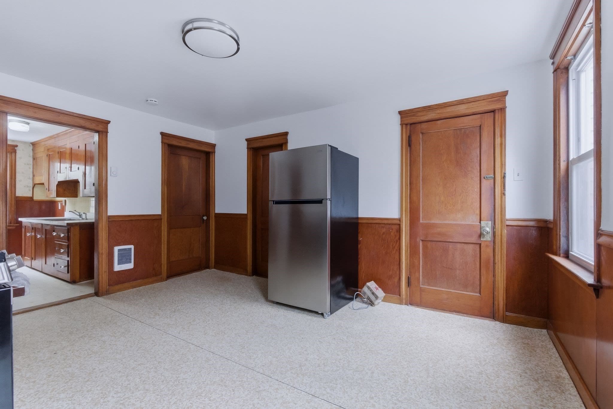 Multi Family at 7 Third Avenue, Dudley MA 01571, Dudley, photo 3 of 42