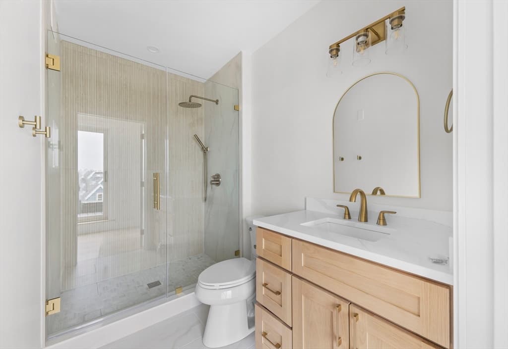 Condominium at 595 Broadway # 303, Somerville MA 02145, photo 6 of 12