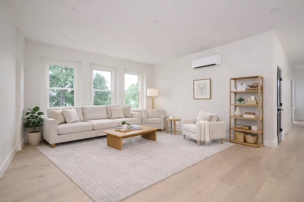 Condominium at 21 Tanglewood Road # 3, Boston MA 02124, photo 6 of 22