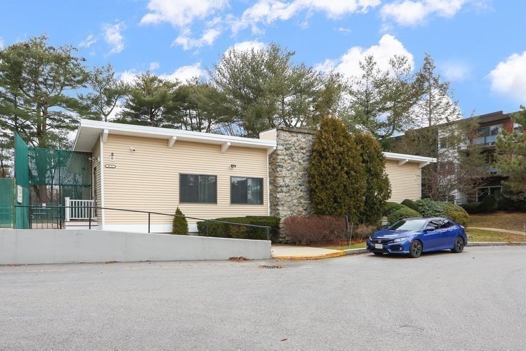 Condominium at 57 Broadlawn Park # 14B, Boston MA 02132, photo 21 of 26