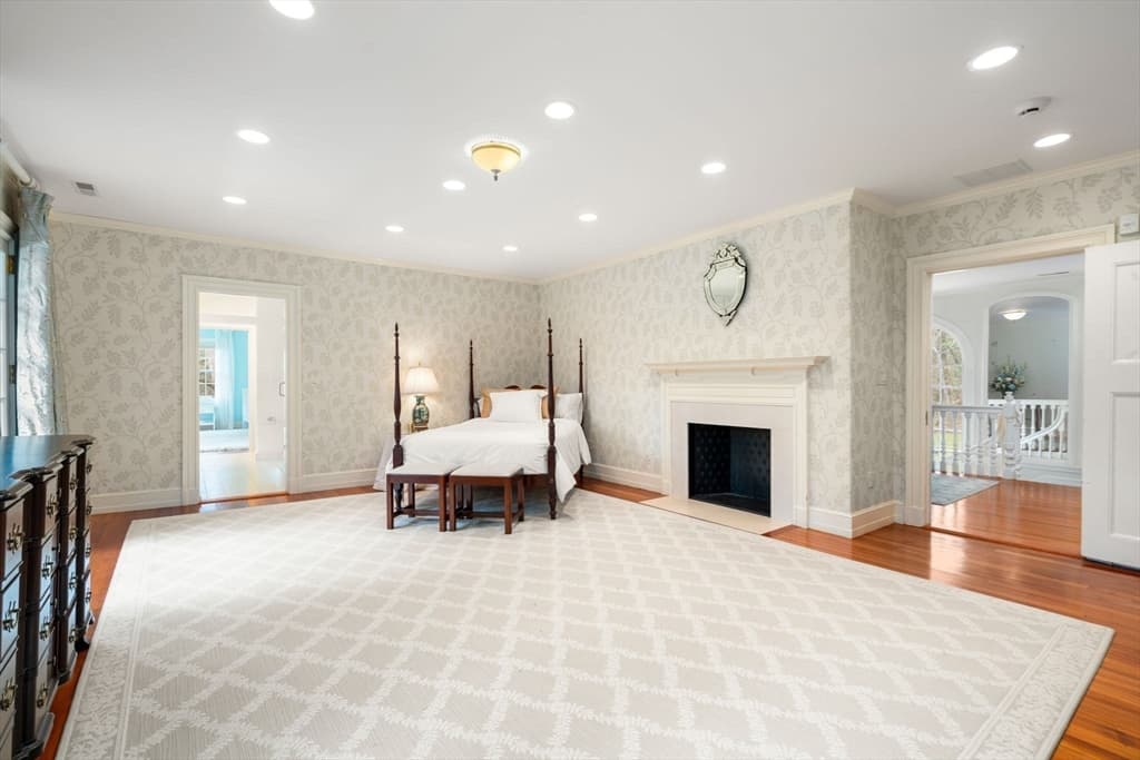 650 Canton Ave, Milton MA 02186 photo 24