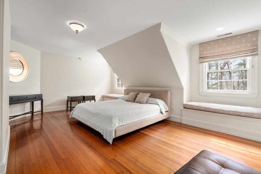 650 Canton Ave, Milton MA 02186 photo 31